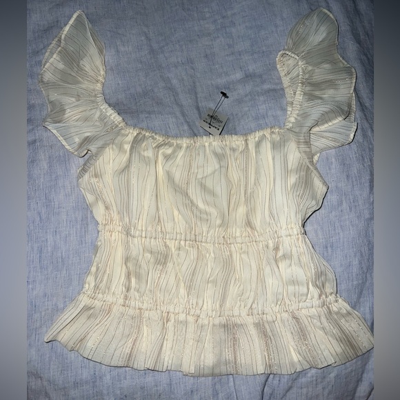 Express Cream Ruffle Sleeve Blouse - Picture 2 of 4